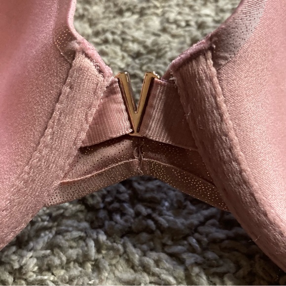 Victoria's Secret Bra-SZ 38DDD - Picture 7 of 13